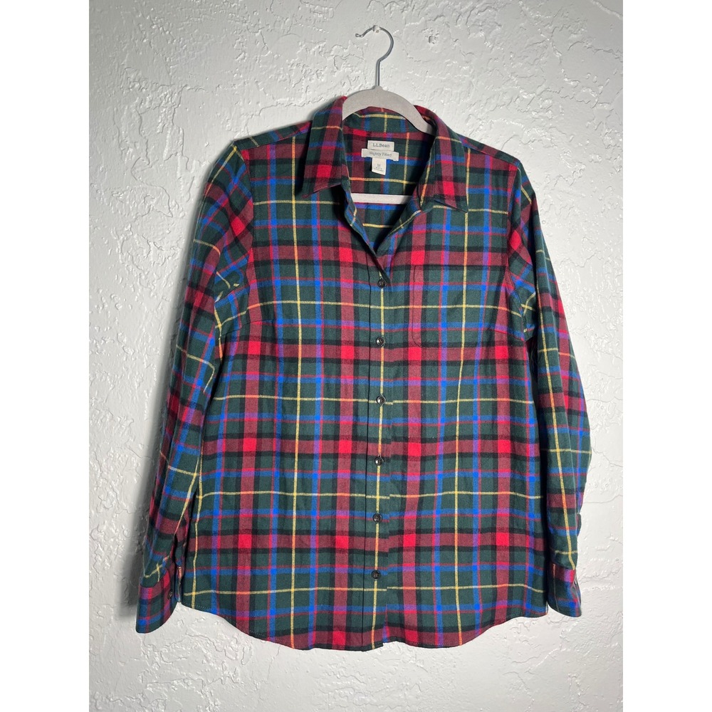 L.L.Bean Women's Medium Slightly Fitted Plaid Flannel Shirt 100% Cotton